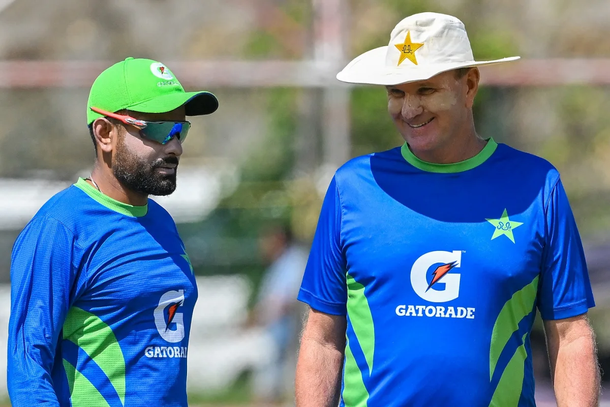 Pakistan's-head-coach-Grant-Bradburn-with-Babar-Azam