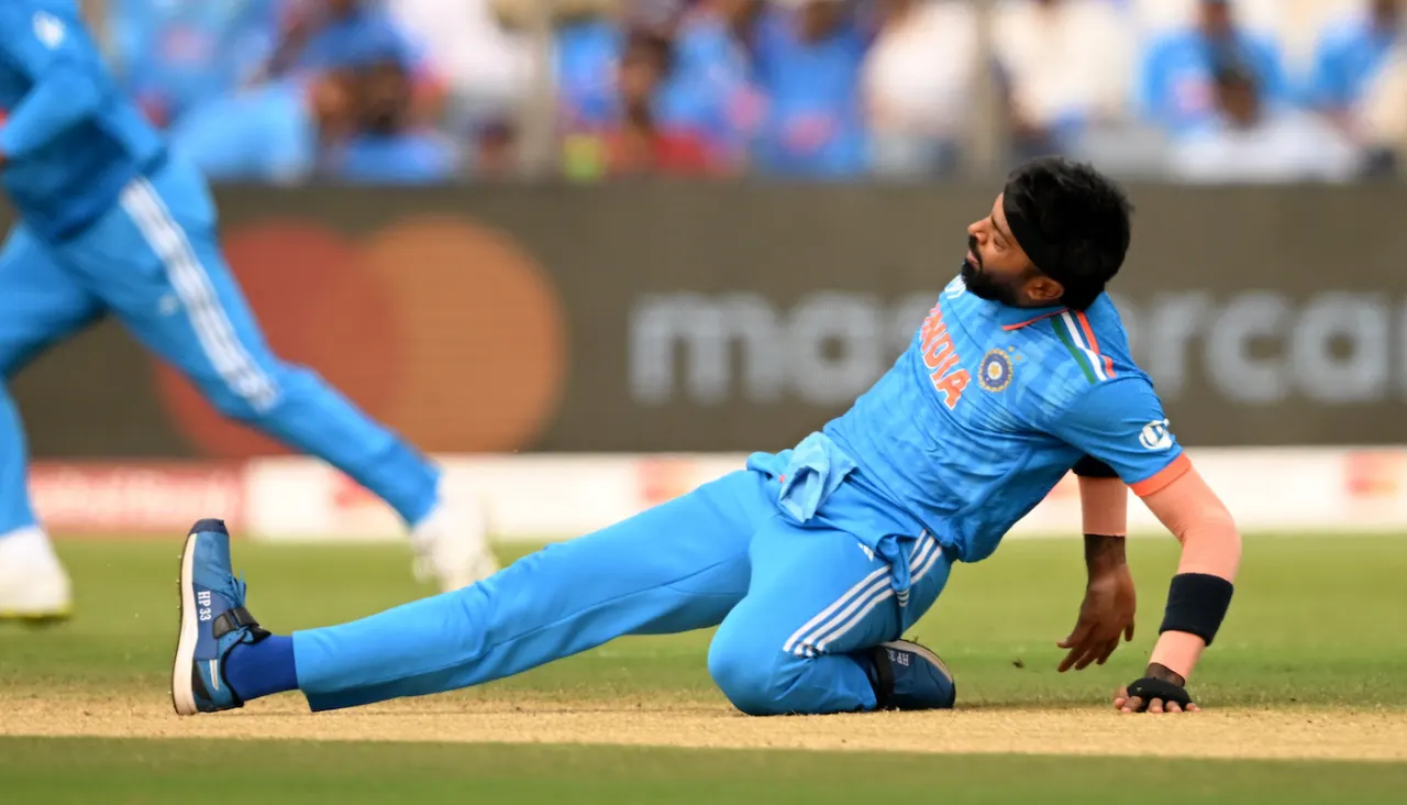 Hardik Pandya’s Injury Scare Shakes India in World Cup Clash