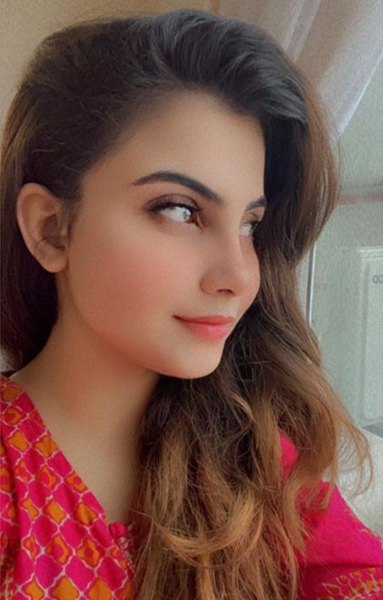 A Hopeful Promise: Pakistani Actress Date Offer