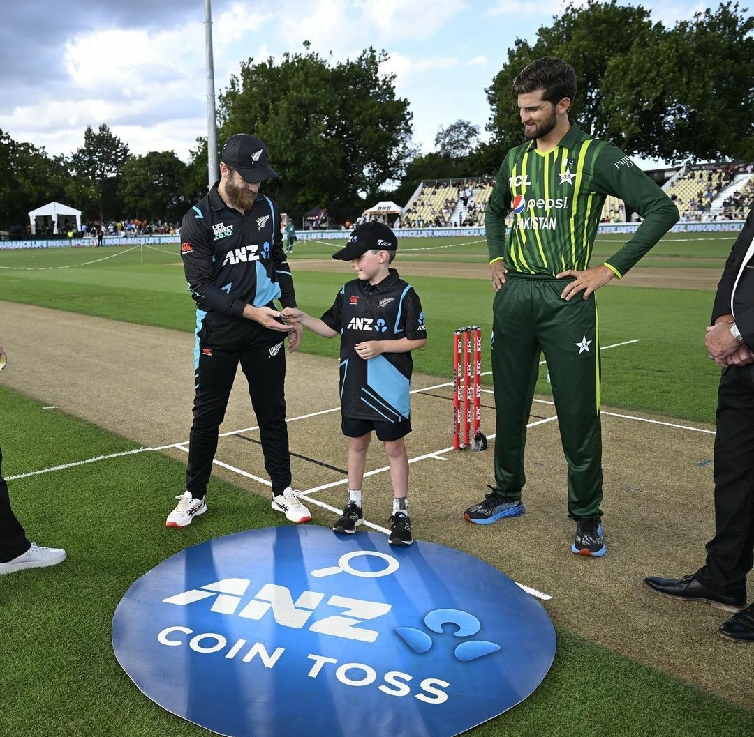New Zealand Triumphs Over Pakistan in 2nd T20I