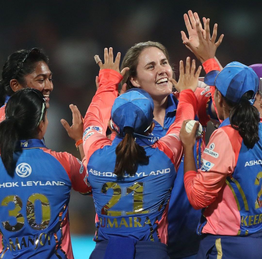 Dominant Mumbai Indians Clinch Victory Against RCB
